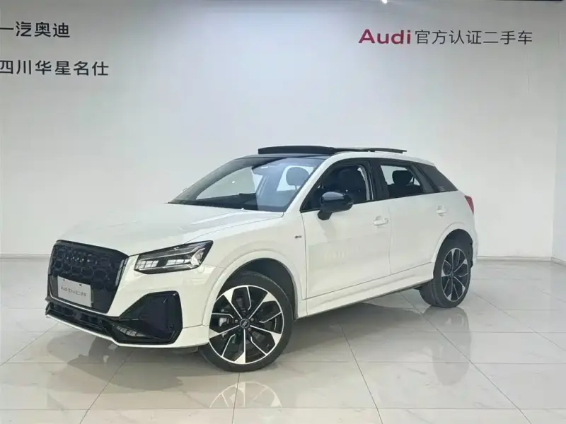 Audi Q2L