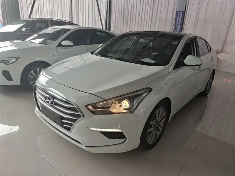 Hyundai Mistra