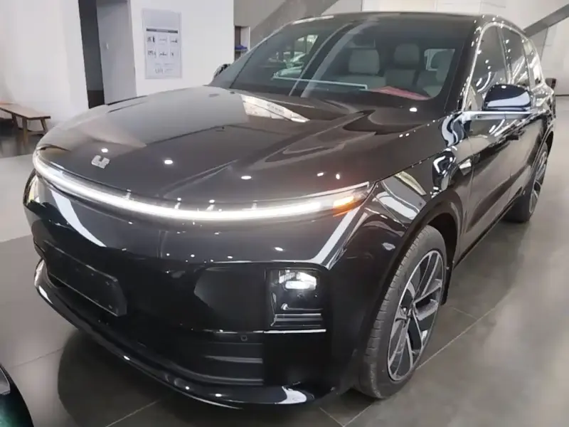 Li Auto L6