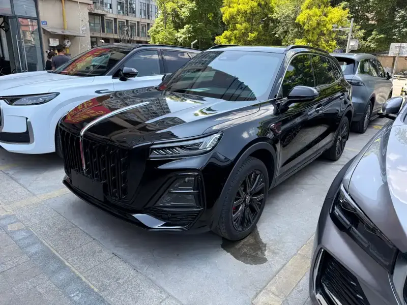 Hongqi HS5