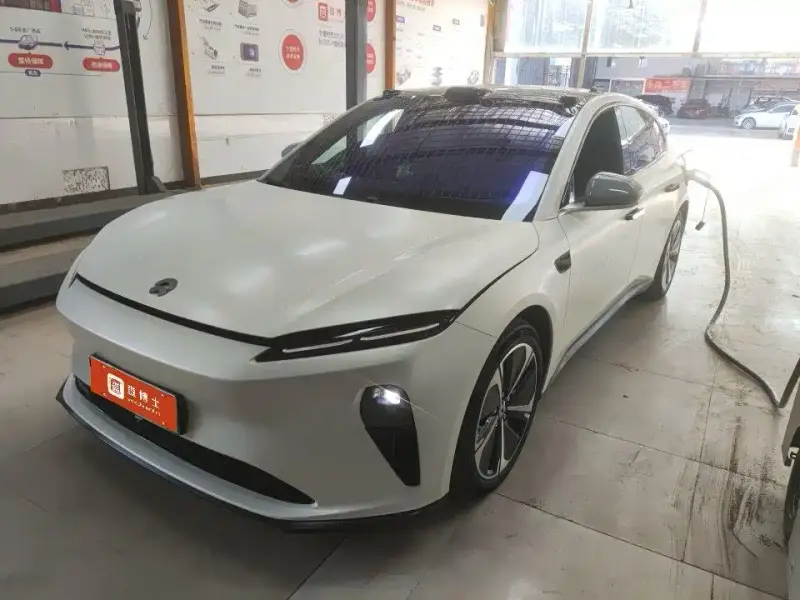 NIO ET5T