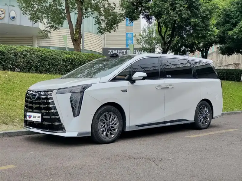 GAC Motor M8