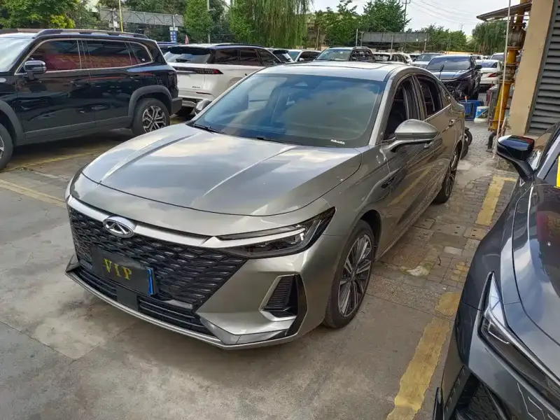 Chery Arrizo 8
