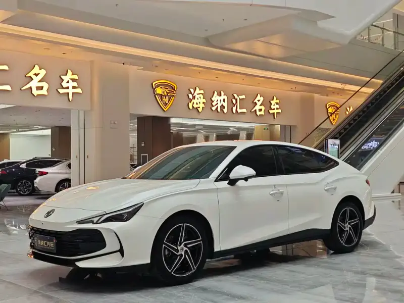 MG MG7