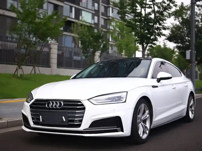 Audi A5 (Import)