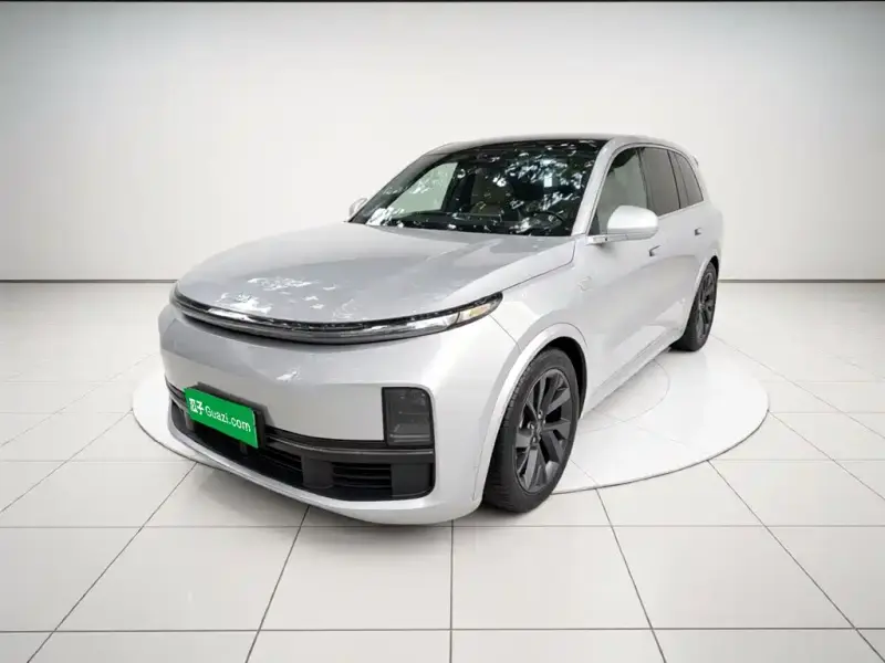 Li Auto L8