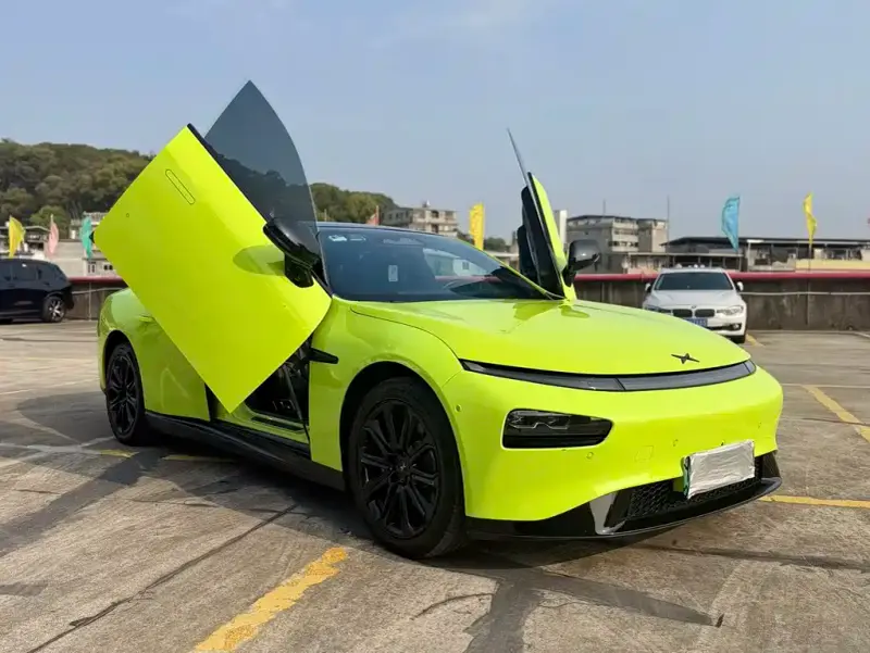 XPeng P7