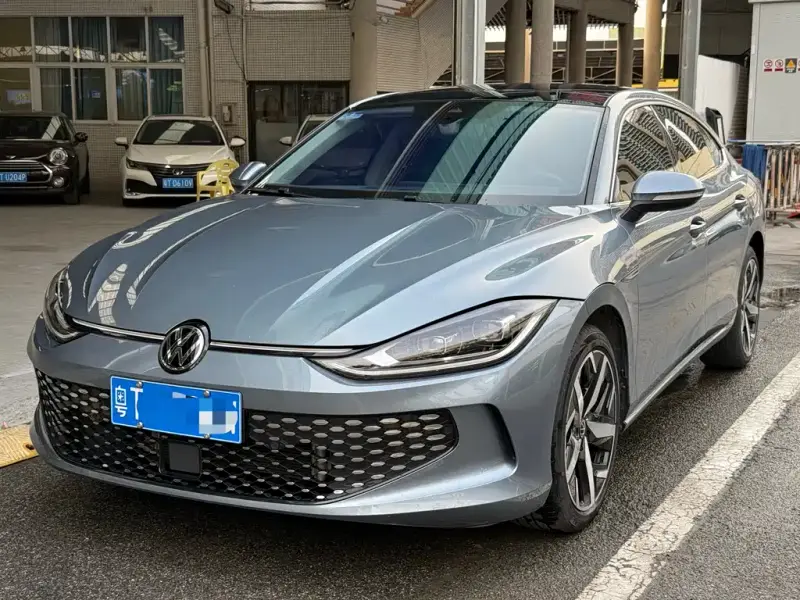 Volkswagen Lamando