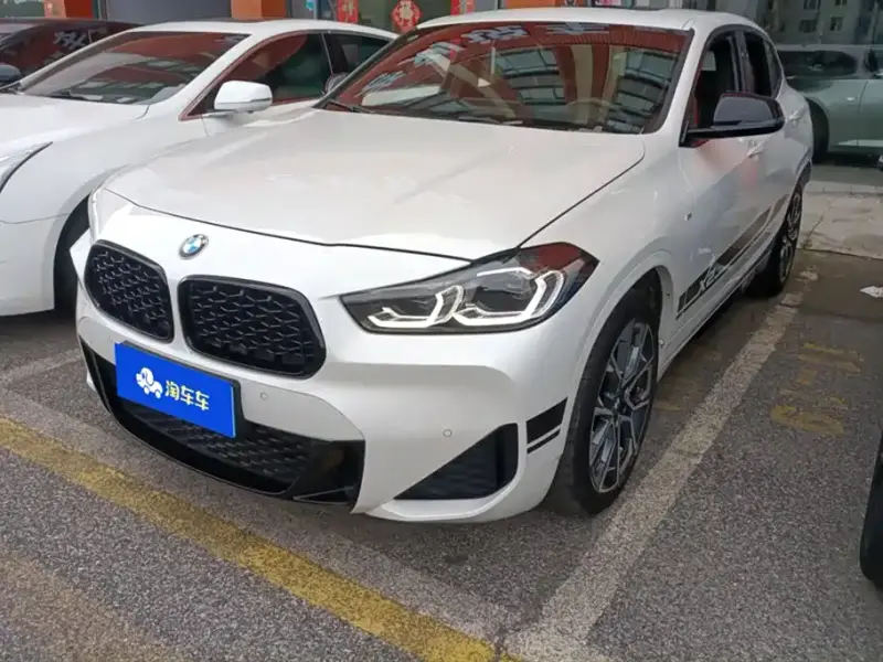BMW X2
