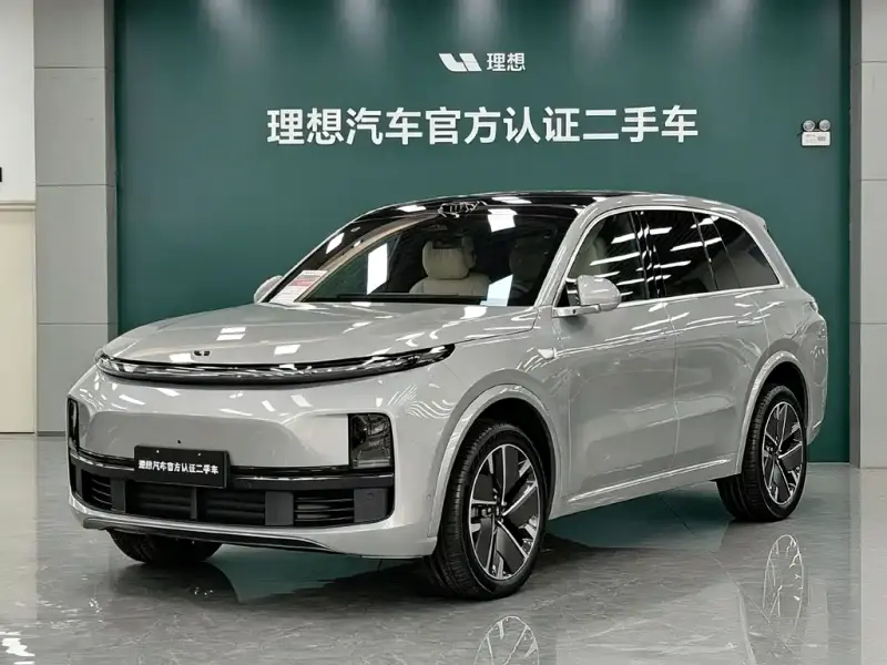 Li Auto L8