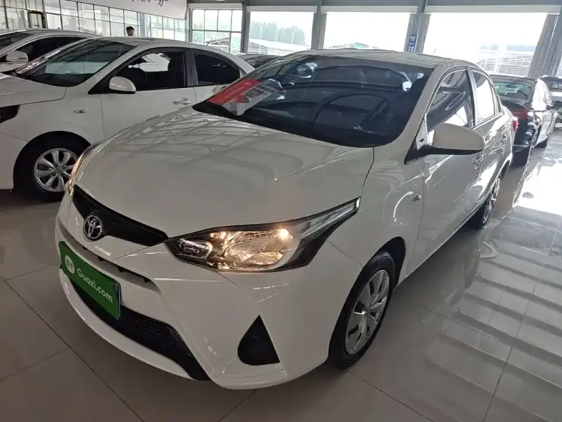 Toyota Yaris L