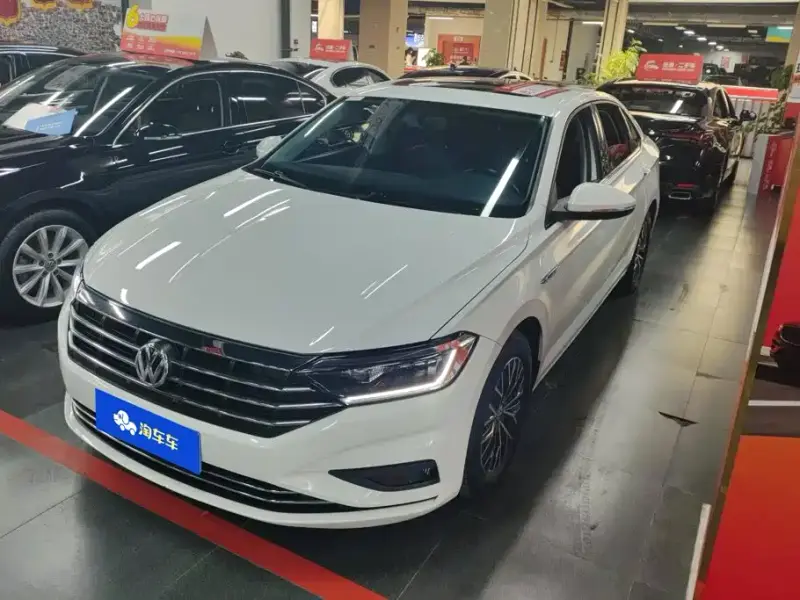 Volkswagen Sagitar
