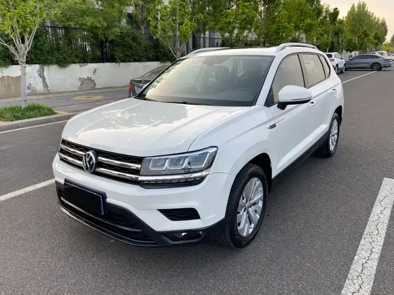 Volkswagen Tharu
