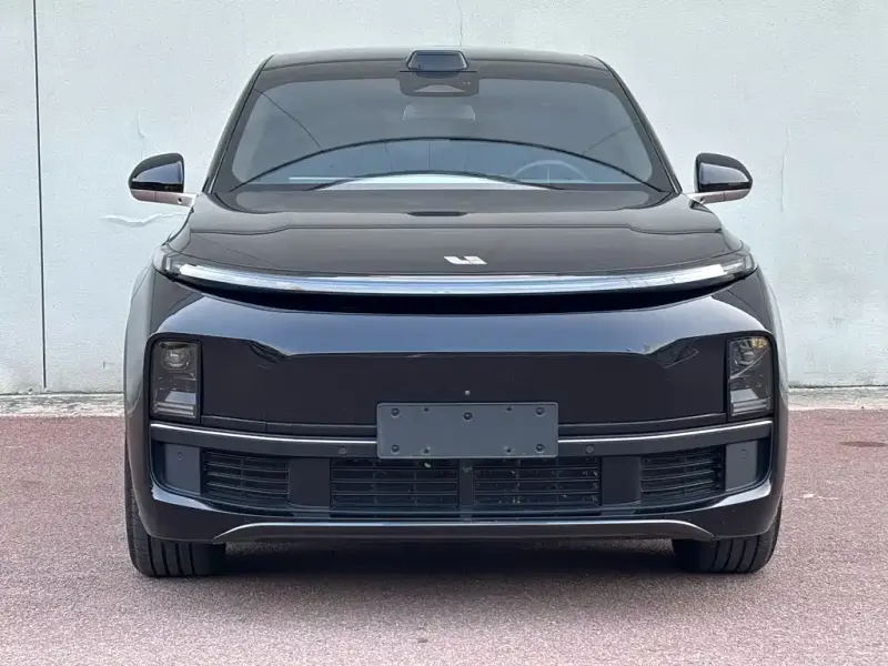 Li Auto L8
