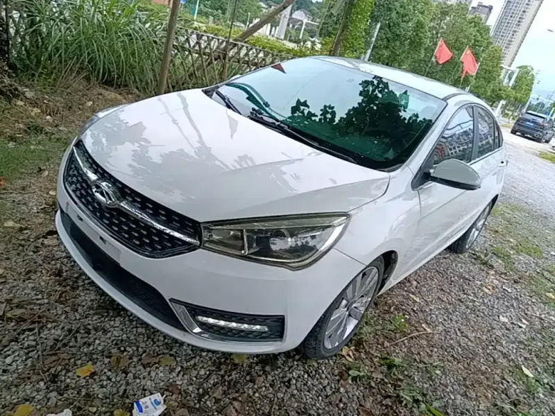 Chery Arrizo 5