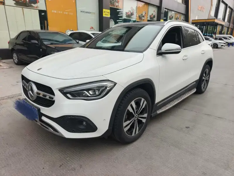 Mercedes-Benz GLA