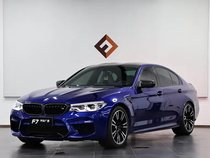 BMW M5