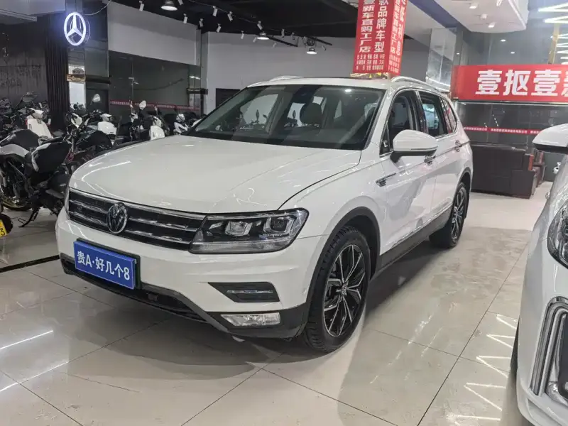 Volkswagen Tiguan L