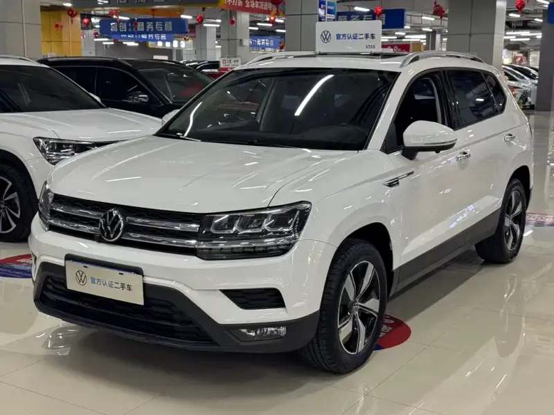 Volkswagen Tharu