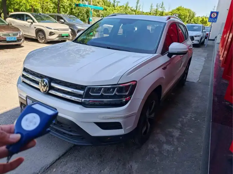 Volkswagen Tharu