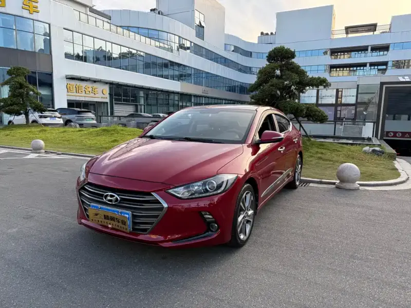 Hyundai Elantra