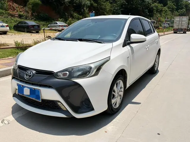 Toyota Yaris L