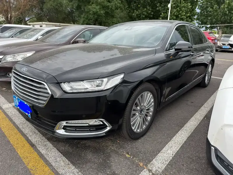 Ford Taurus