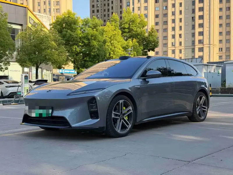 NIO ET5T