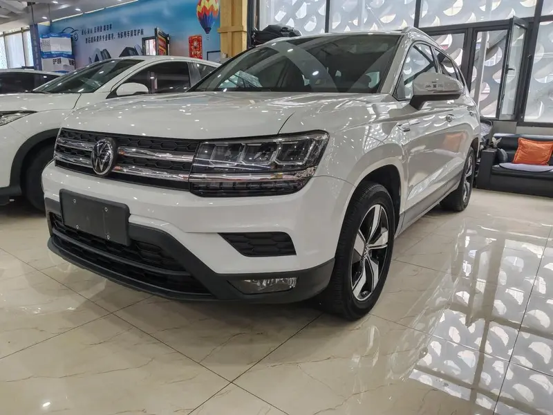 Volkswagen Tharu