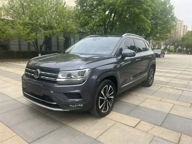 Volkswagen Tharu