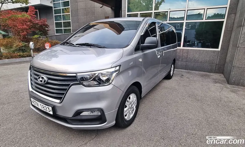 Hyundai H-1 (Starex)