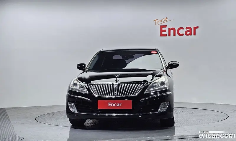 Hyundai Equus
