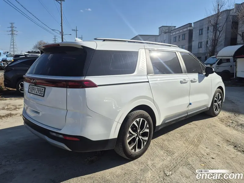 Kia Carnival (Canival)