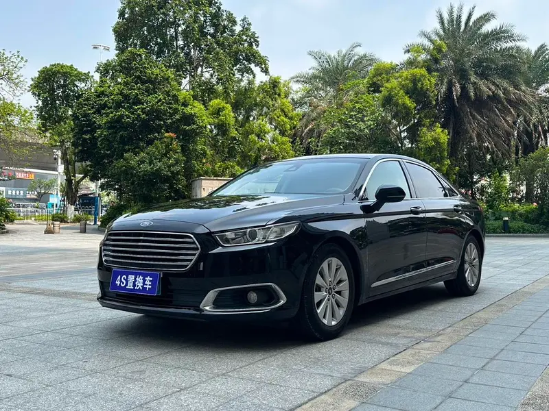 Ford Taurus