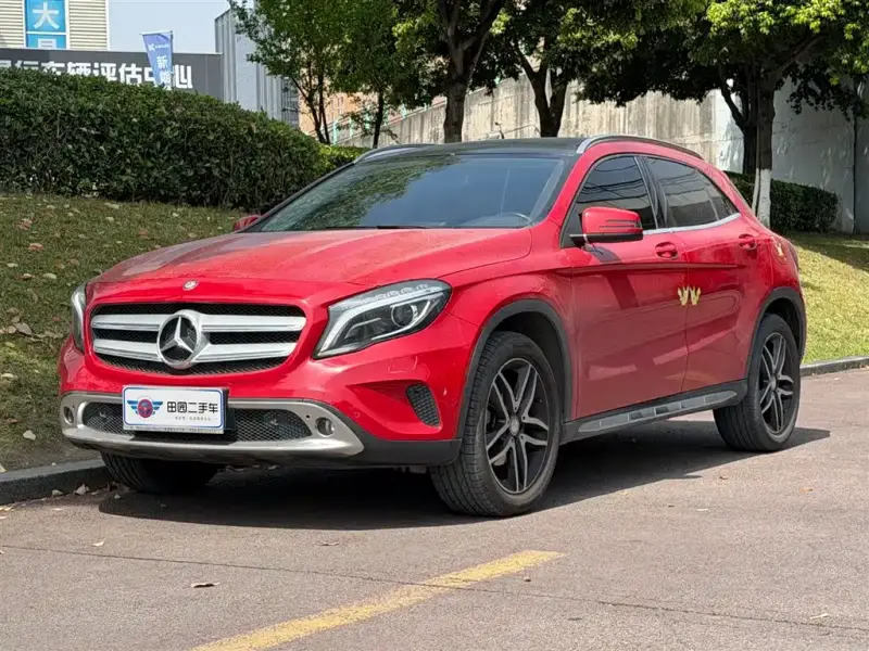Mercedes-Benz GLA