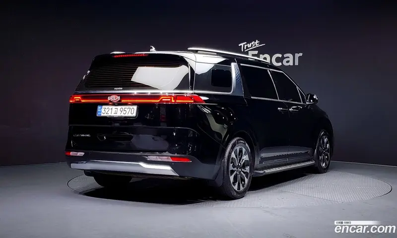 Kia Carnival (Canival)