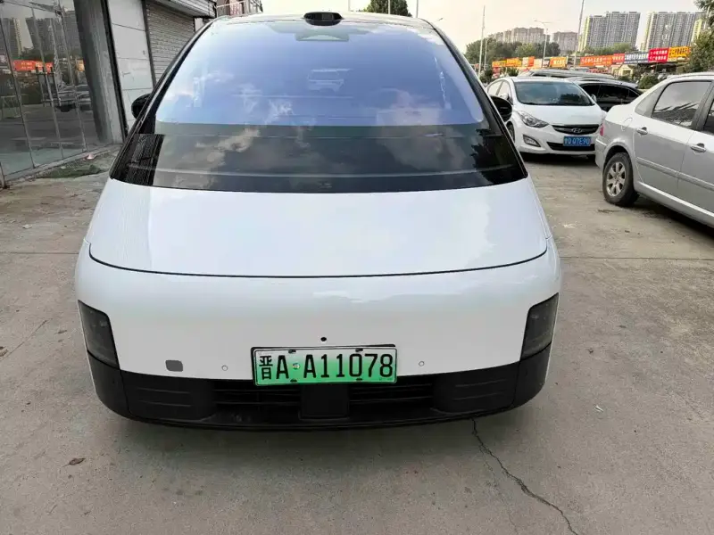 Li Auto MEGA