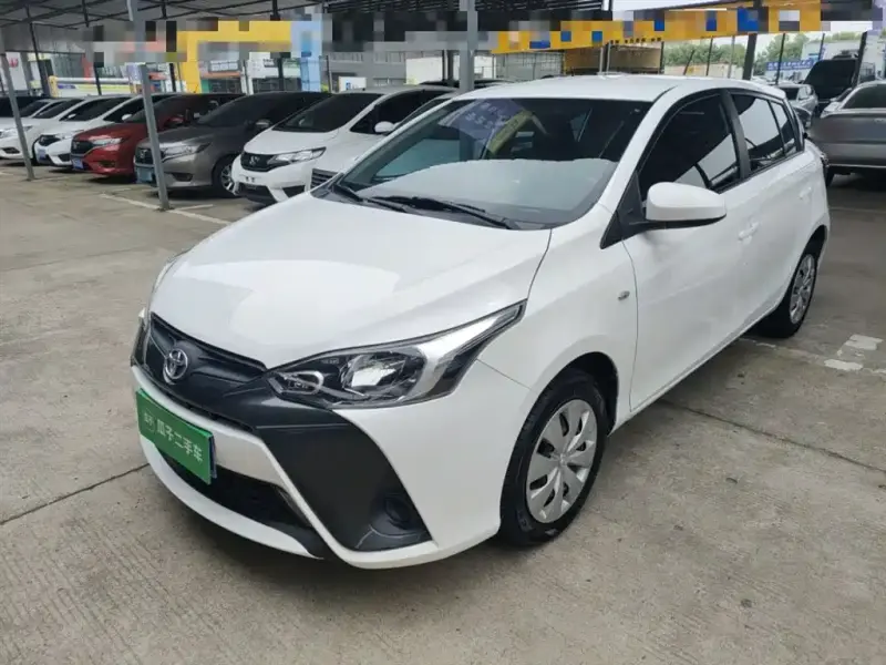 Toyota Yaris L