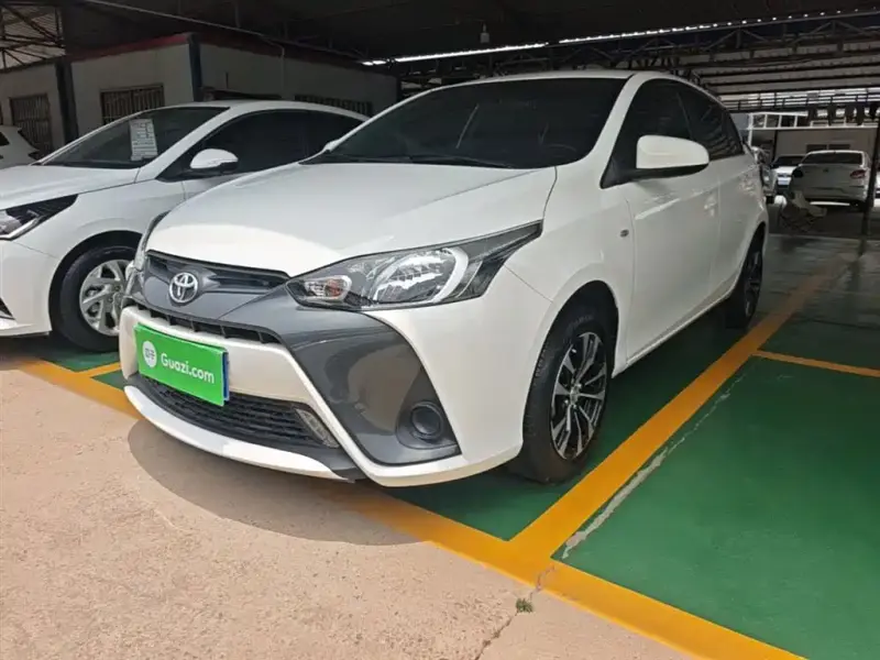Toyota Yaris L