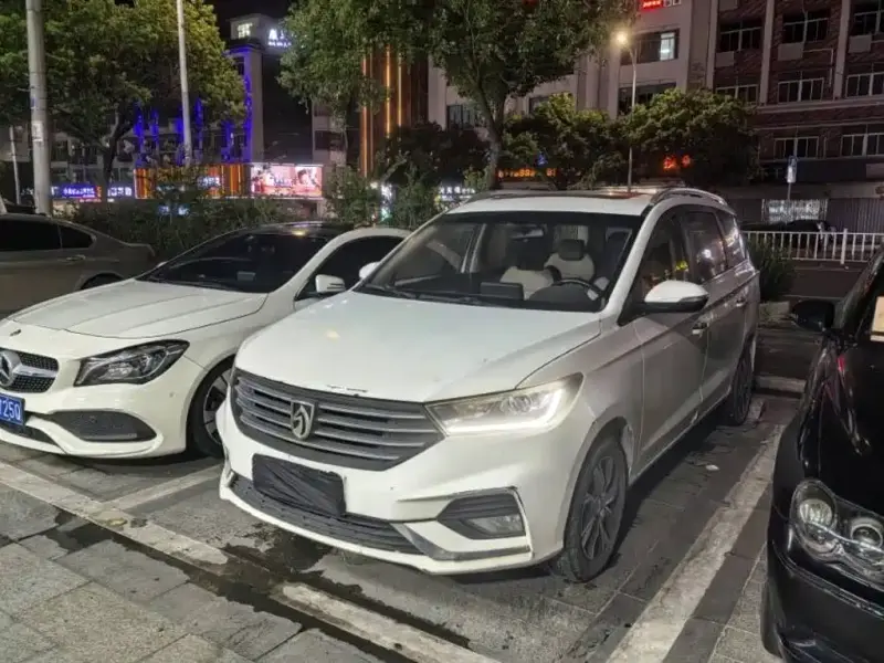Baojun 360