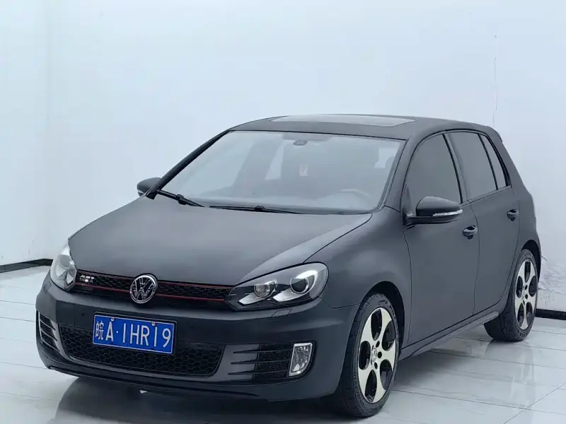 Volkswagen Golf GTI