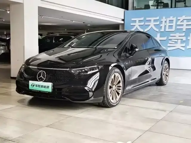 Mercedes-Benz EQS