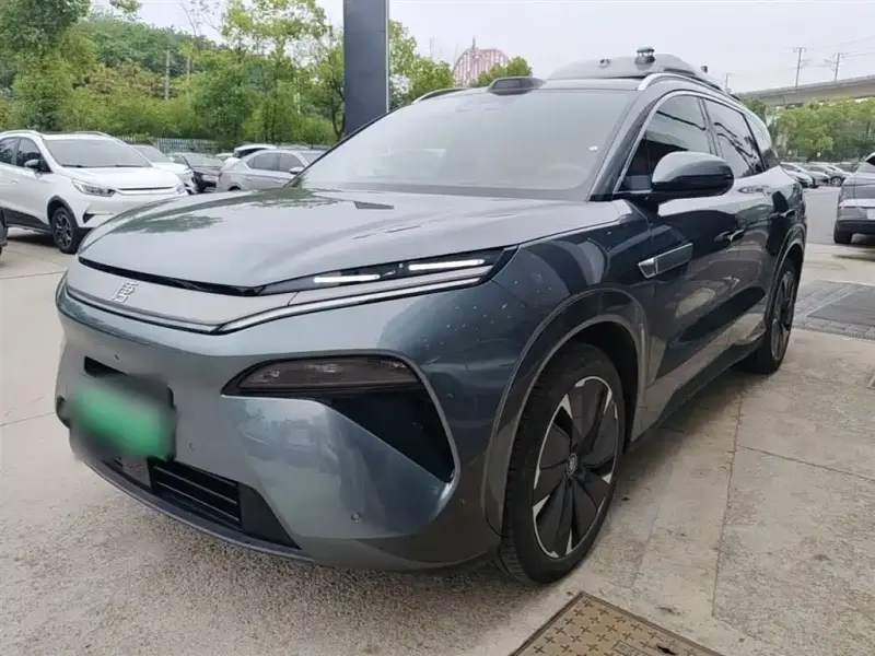 BYD Tang L