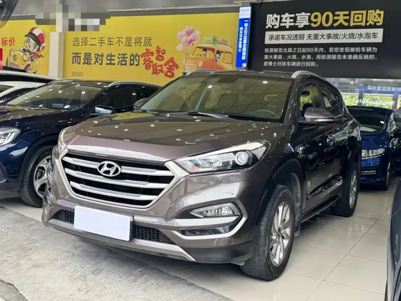 Hyundai Tucson