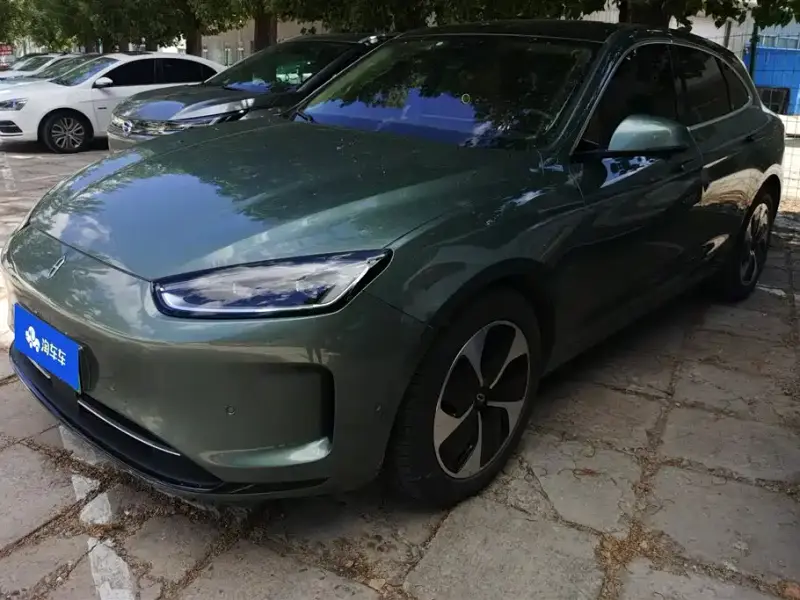 AITO M5