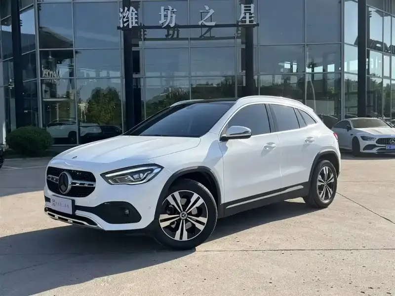 Mercedes-Benz GLA
