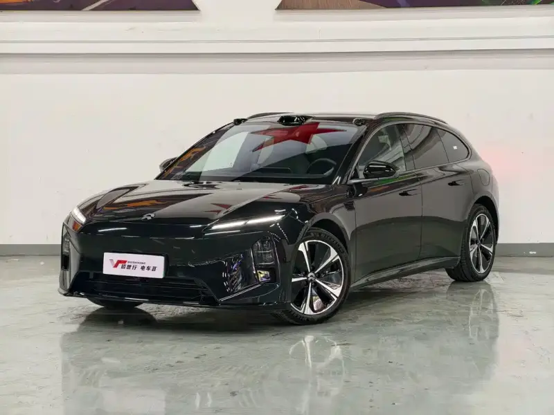NIO ET5T