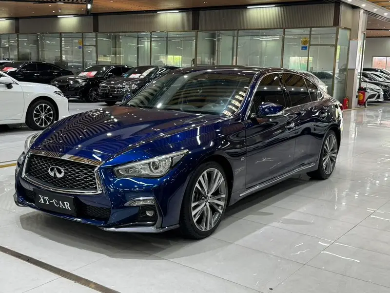 Infiniti Q50L