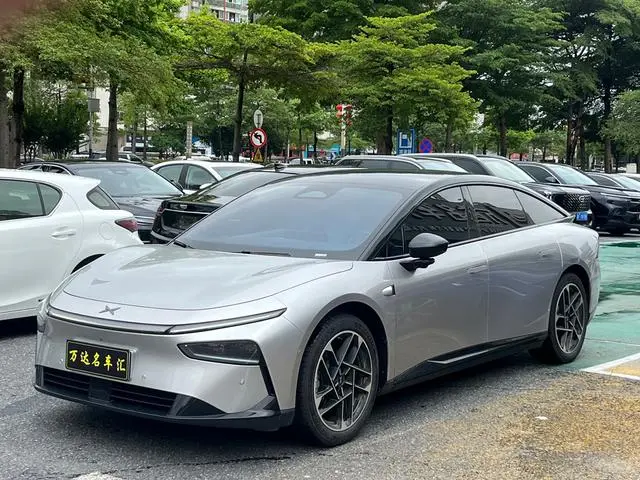 XPeng P7+