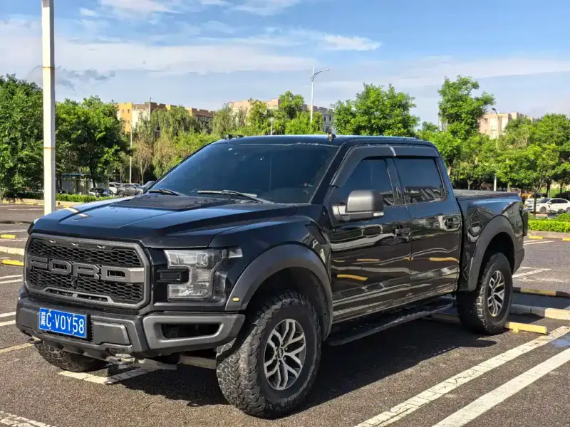 Ford F-150 Raptor